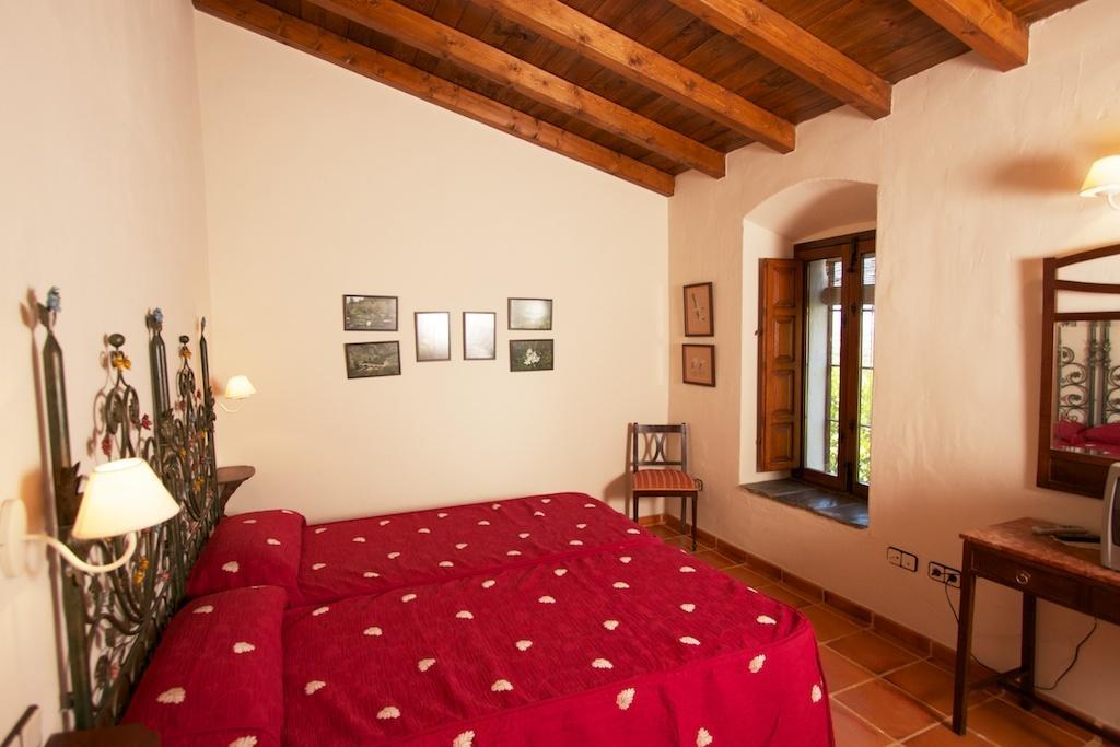 Palacio Viejo De Las Corchuelas Torrejón el Rubio Cameră foto